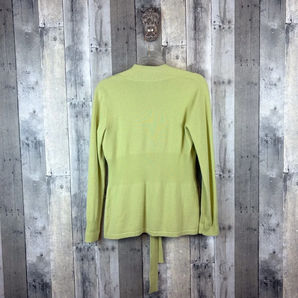 J. McLaughlin Reagan Tie Front Cashmere Cardigan in Light Lime Green Size XS.